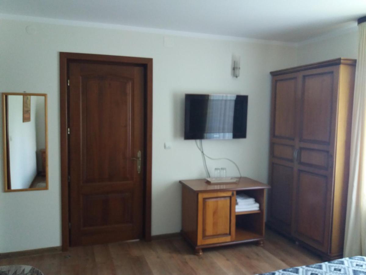 ホテル Pensiunea Alunis サドバ 部屋 写真